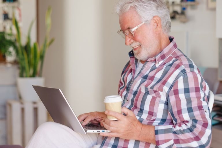 kurs komputerowy dla seniorów